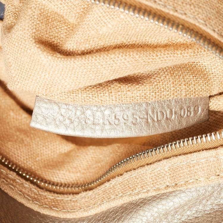 مملوكة مسبقًا Fendi Pomodorino Metallic Selleria Leather Shoulder Bag