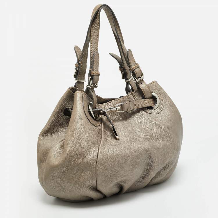 مملوكة مسبقًا Fendi Pomodorino Metallic Selleria Leather Shoulder Bag