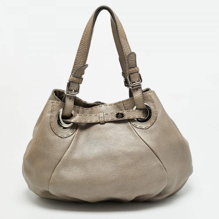 مملوكة مسبقًا Fendi Pomodorino Metallic Selleria Leather Shoulder Bag
