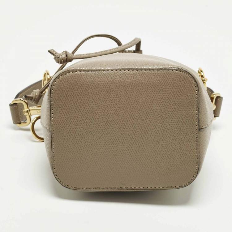 Pre Owned Fendi Mon Tresor Mini Beige Leather Bucket Bag