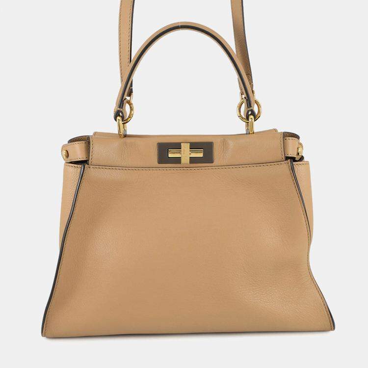مملوكة مسبقًا Fendi Peekaboo Brown Leather Size Regular
