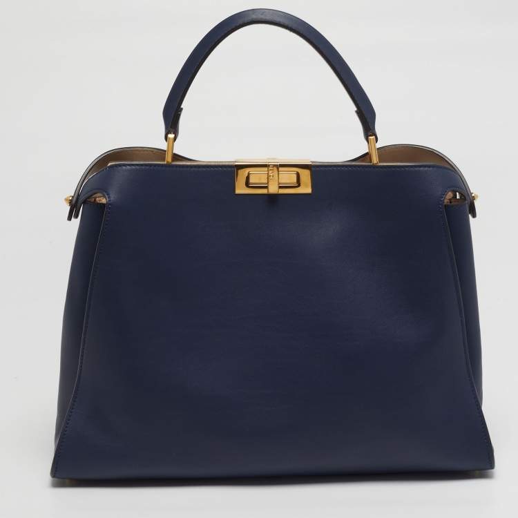 مملوكة مسبقًا Fendi Peekaboo Iconic Large Navy Blue Leather Essentially Top Handle Bag