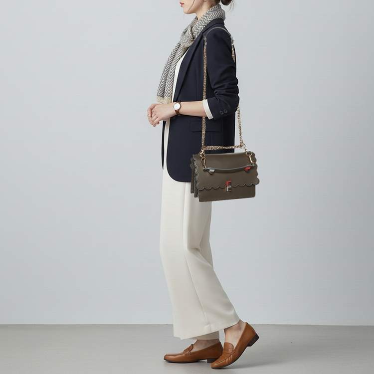 Pre Owned Fendi Scalloped Kan I Medium Dark Beige Leather Shoulder Bag