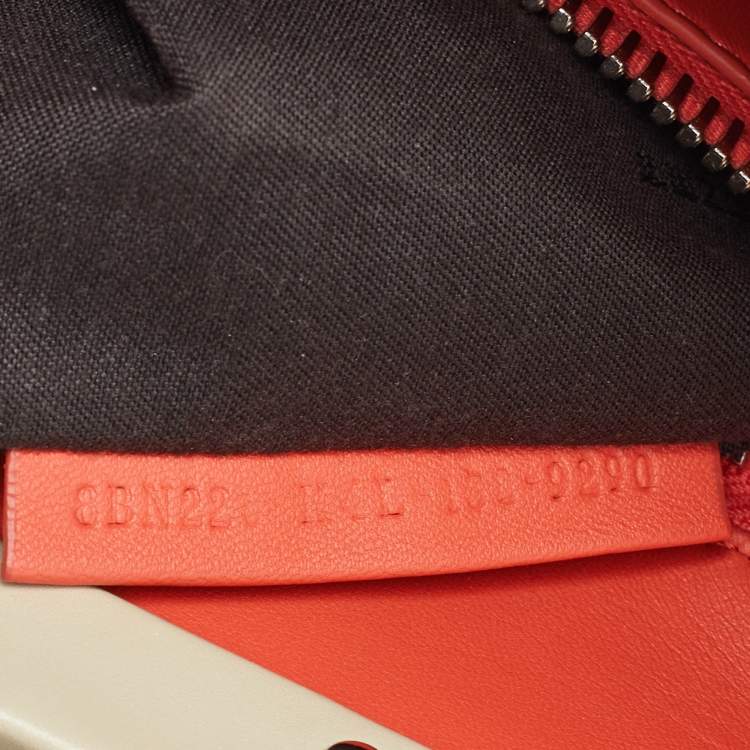 Pre Owned Fendi Peekaboo Cream Medium Leather Top Handle Bag