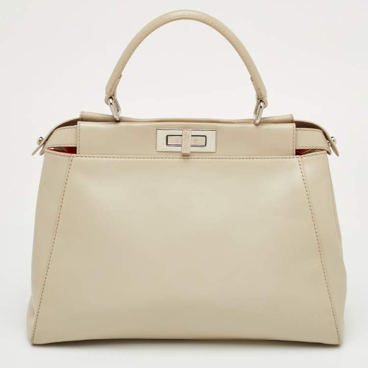 Pre Owned Fendi Peekaboo Cream Medium Leather Top Handle Bag