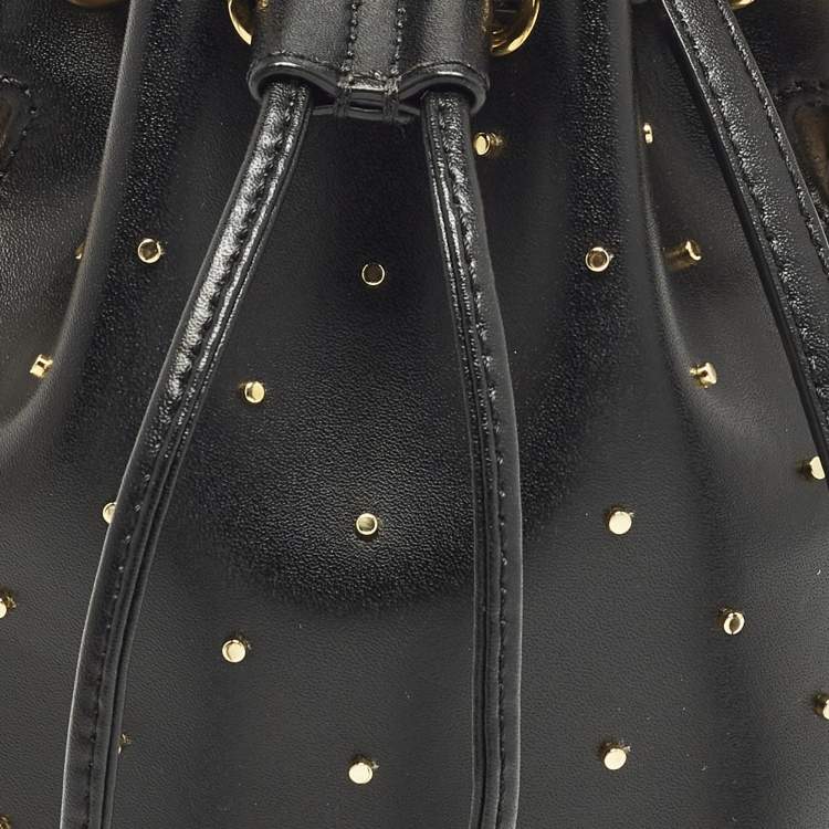 مملوكة مسبقًا Fendi Mon Tresor Mini Black Leather Studded Bucket Bag