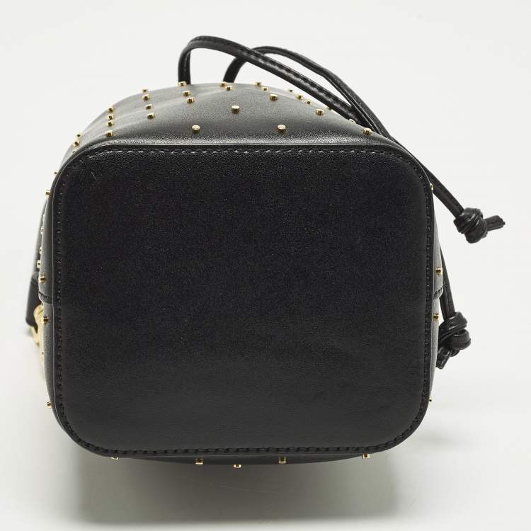 مملوكة مسبقًا Fendi Mon Tresor Mini Black Leather Studded Bucket Bag