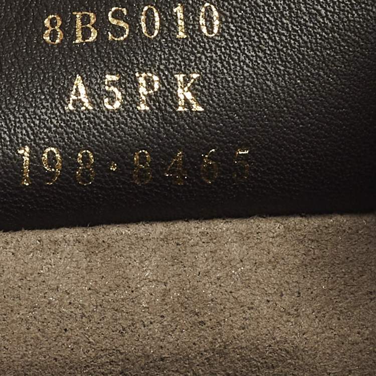 مملوكة مسبقًا Fendi Mon Tresor Mini Black Leather Studded Bucket Bag