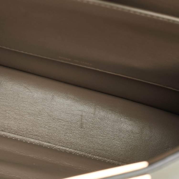 Pre Owned Fendi Peekaboo Iseeu Medium Beige Leather Top Handle Bag