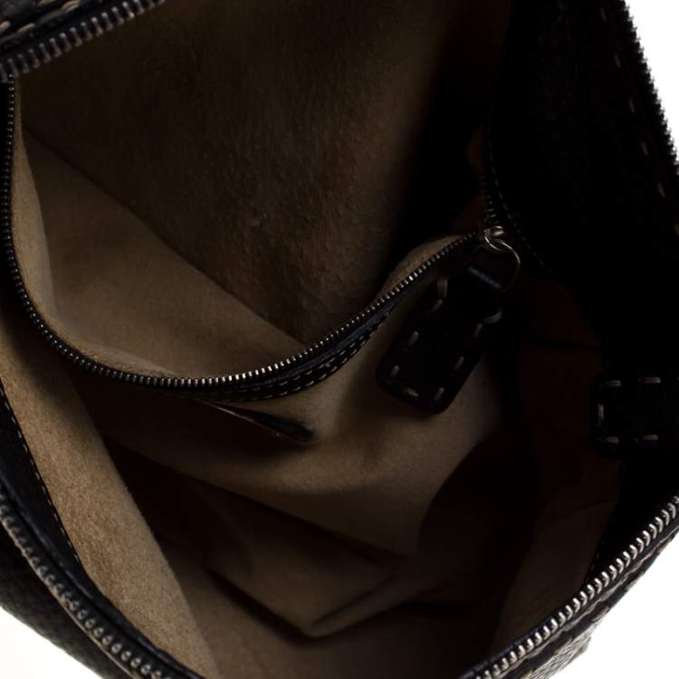 Pre Owned Fendi Black Leather Shoulder Bag