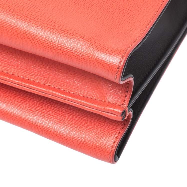مملوكة مسبقًا Fendi Tricolor Textured Leather Small Demi Jour Top Handle Bag