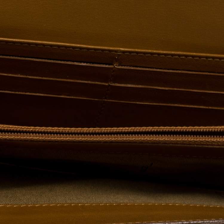 Pre Owned Fendi Tan Leather Logo Flap Continental Wallet