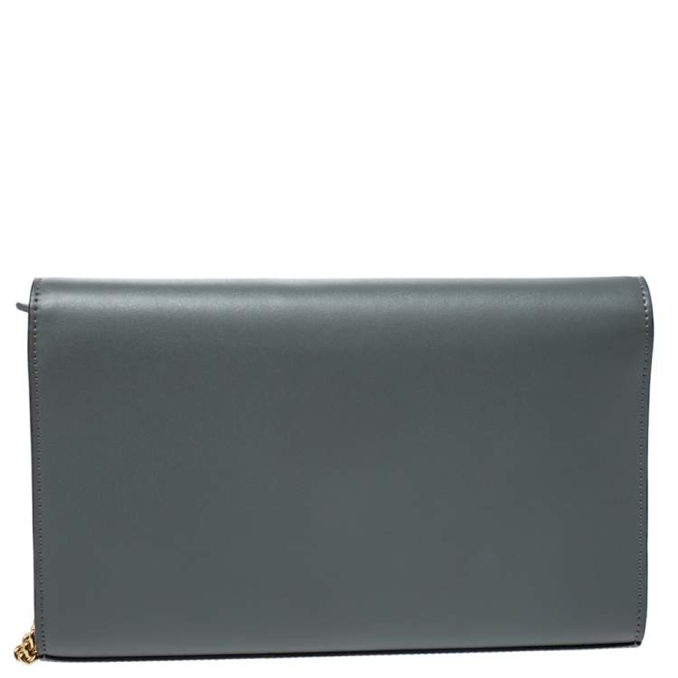 Pre Owned Fendi Grey Leather Chain Clutch