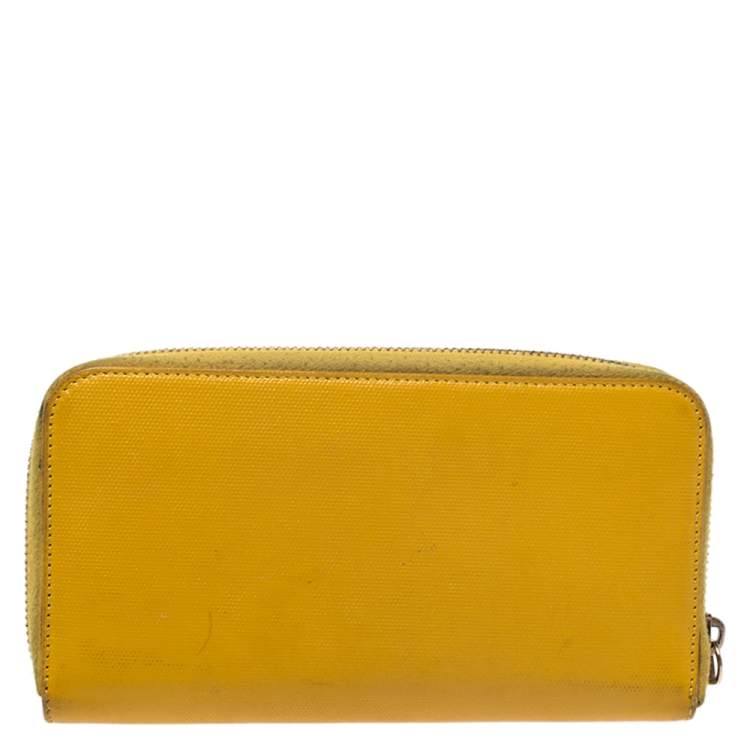 Pre Owned Fendi Yellow Leather Zip Around Wallet