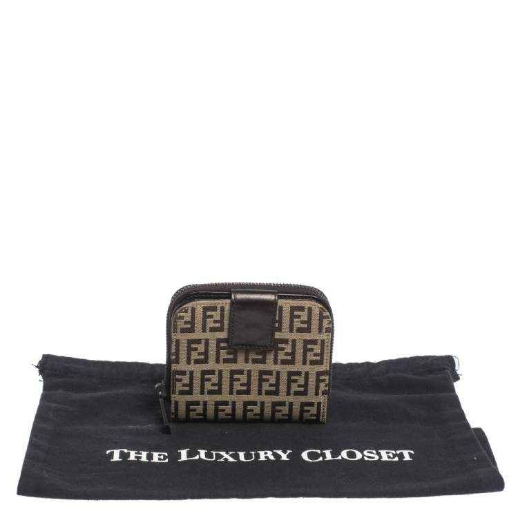 Pre Owned Fendi Beige/Brown Zucchino Canvas and Leather Compact Wallet