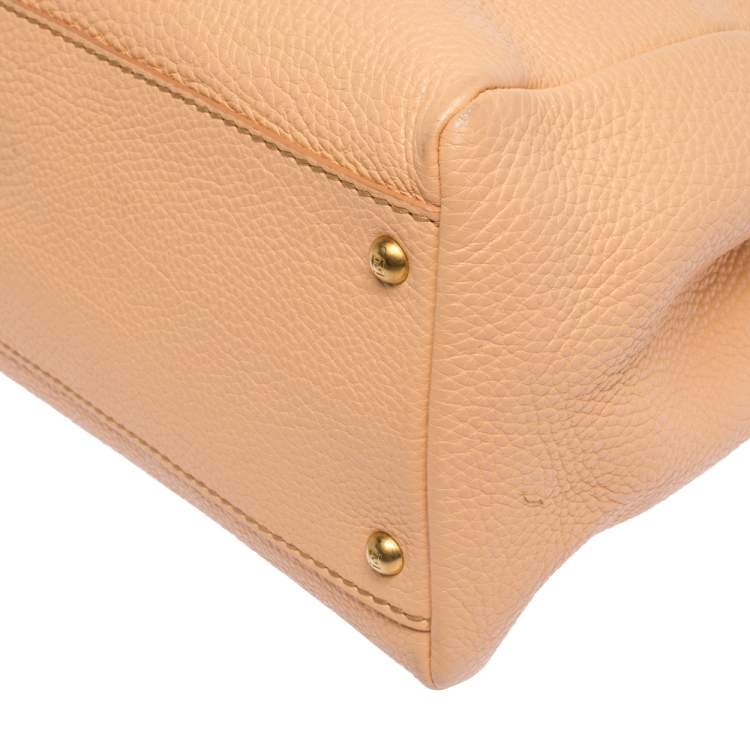 Pre Owned Fendi Peach Selleria Leather Large Peekaboo Top Handle Bag