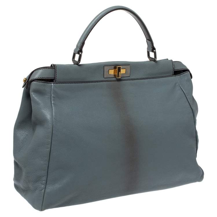 مملوكة مسبقًا Fendi Grey Leather Large Peekaboo Top Handle Bag