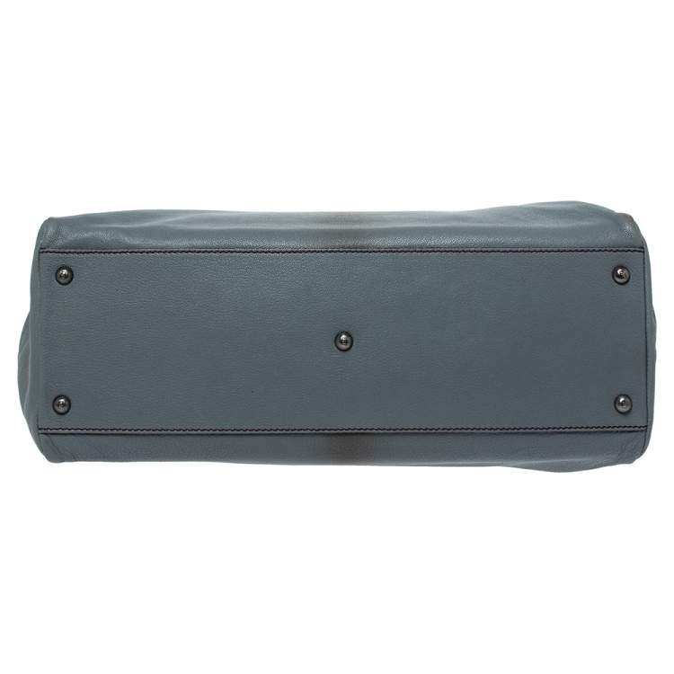 مملوكة مسبقًا Fendi Grey Leather Large Peekaboo Top Handle Bag