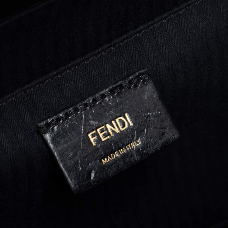 مملوكة مسبقًا Fendi Black Textured Leather Small Demi Jour Top Handle Bag