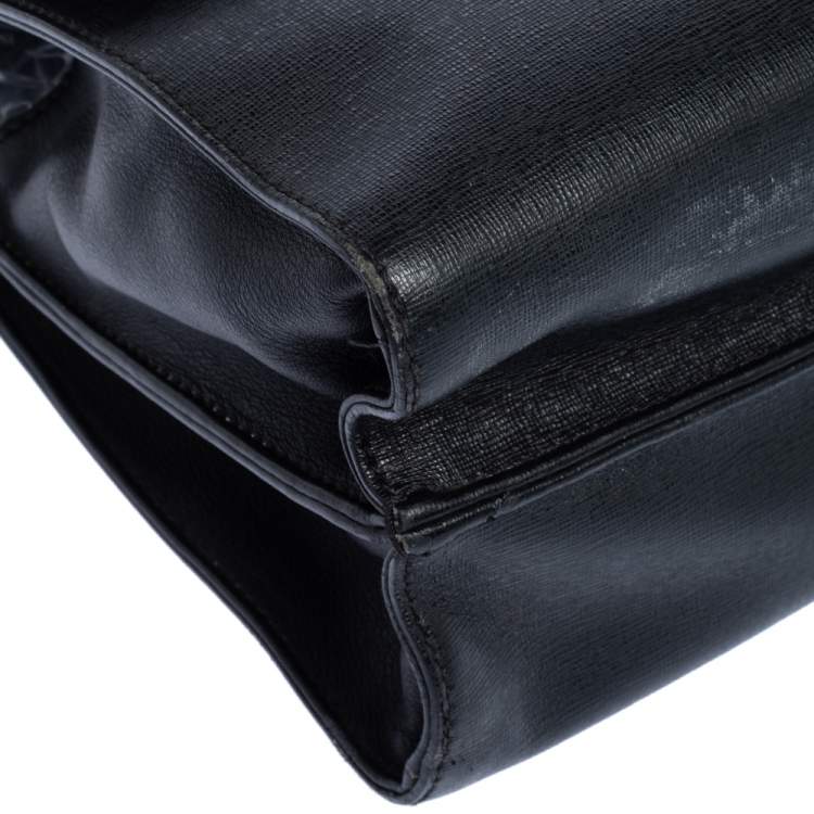 مملوكة مسبقًا Fendi Black Textured Leather Small Demi Jour Top Handle Bag