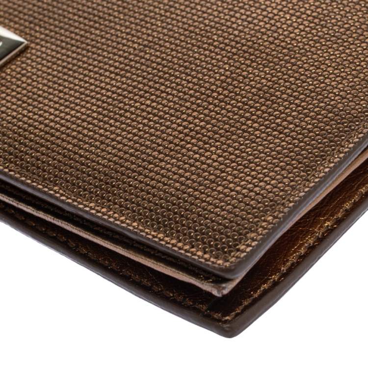 Pre Owned Fendi Gold Mesh Effect Leather FF Wallet On Chain