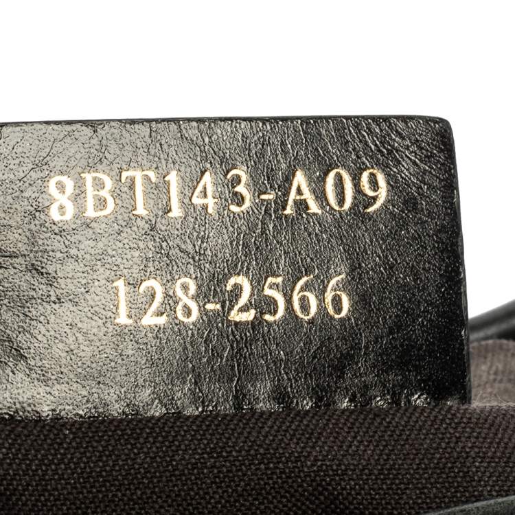 Pre Owned Fendi Black Leather Maxi Baguette Flap Shoulder Bag