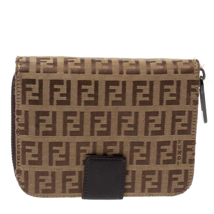 Pre Owned Fendi Beige/Brown Zucchino Canvas and Leather Compact Wallet