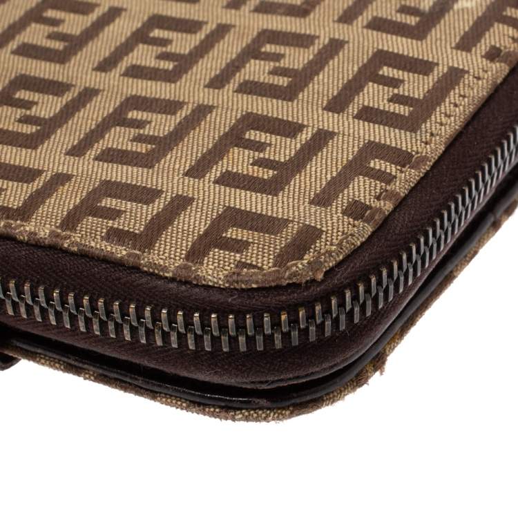 Pre Owned Fendi Beige/Brown Zucchino Canvas and Leather Compact Wallet