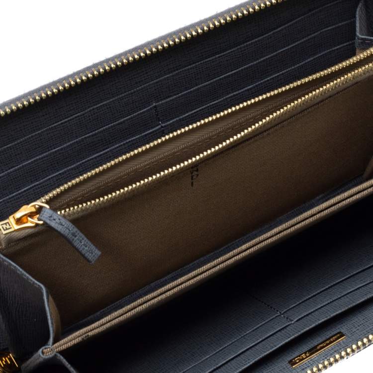 Pre Owned Fendi Grey Leather Zip Around Continental Wallet