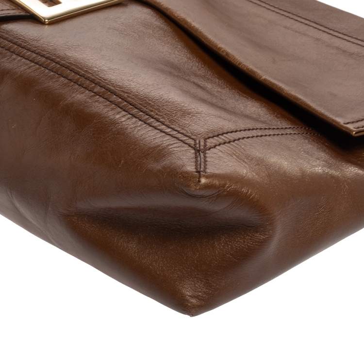 Pre Owned Fendi Brown Leather Large Mamma Baguette Shoulder Bag