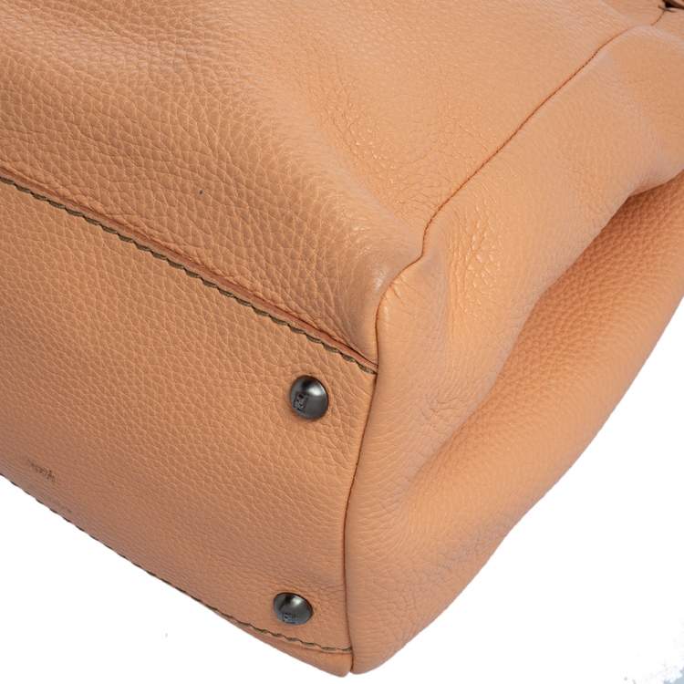 Pre Owned Fendi Peach Selleria Leather Large Peekaboo Top Handle Bag