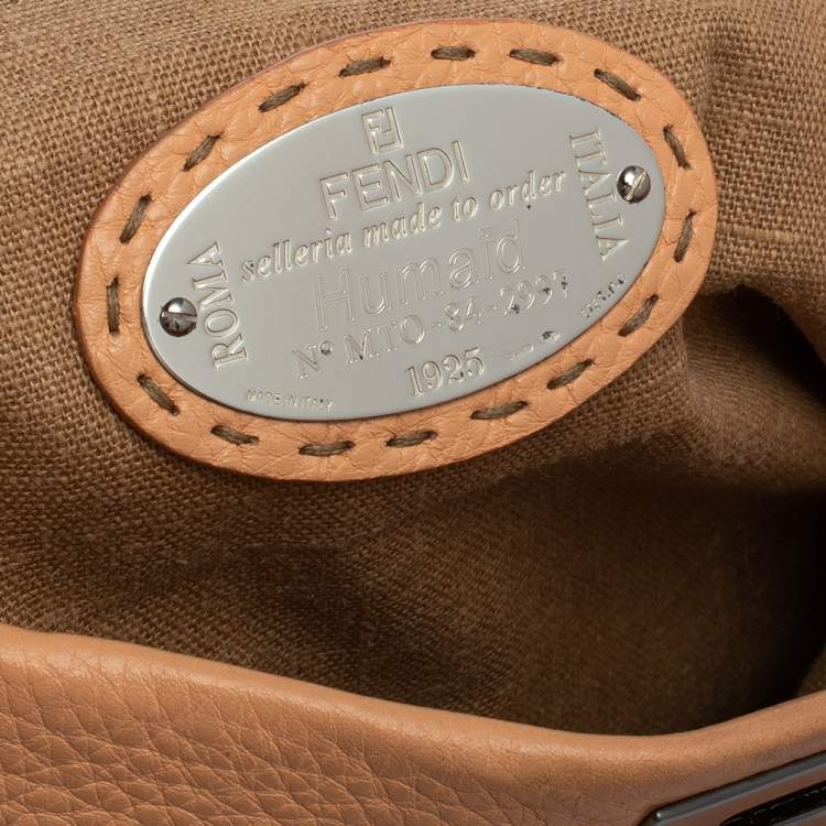 Pre Owned Fendi Peach Selleria Leather Large Peekaboo Top Handle Bag