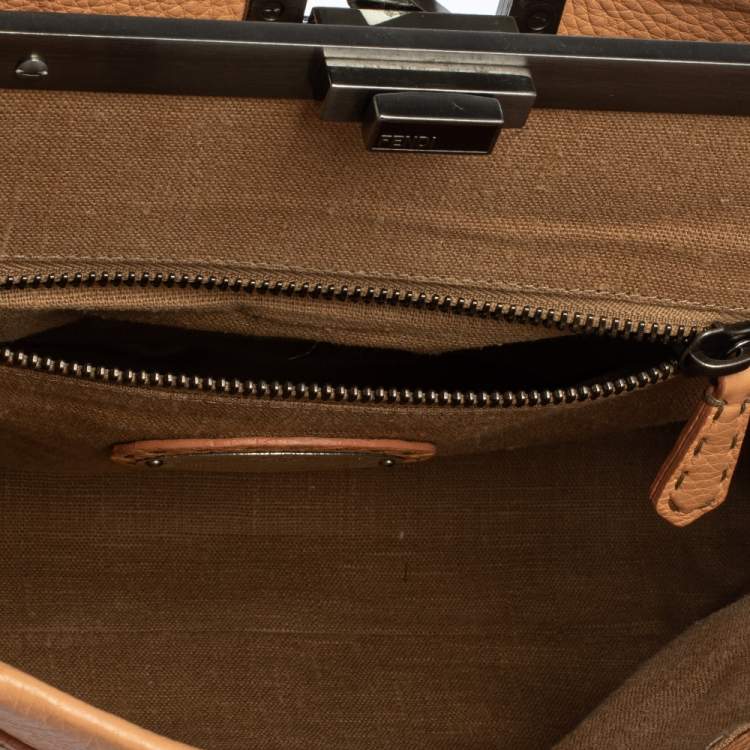 Pre Owned Fendi Peach Selleria Leather Large Peekaboo Top Handle Bag