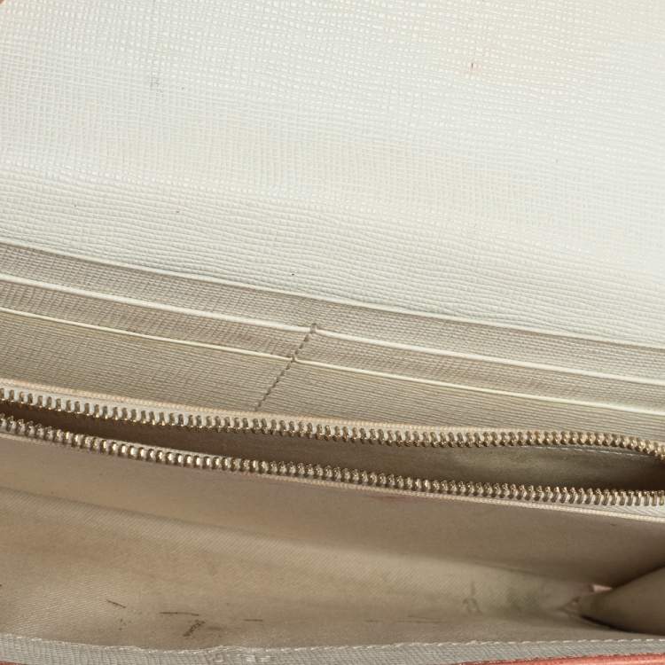 Pre Owned Fendi Peach Leather Logo Flap Continental Wallet