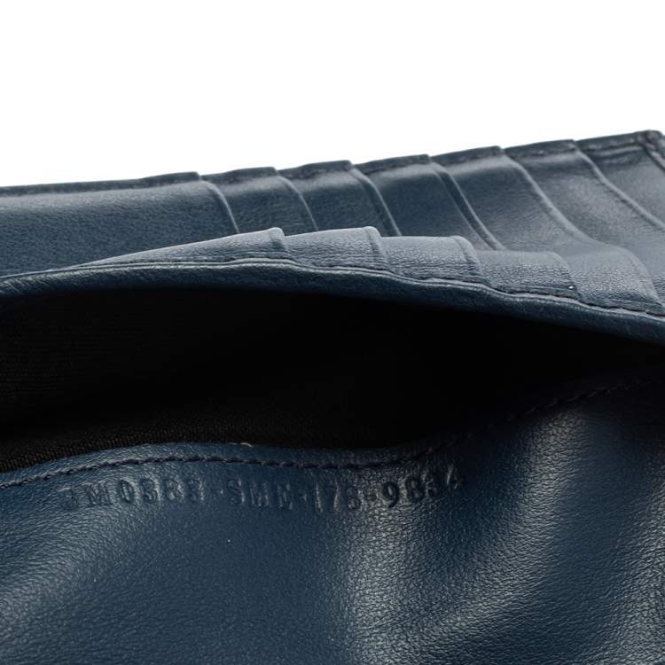 Pre Owned Fendi Blue Leather By The Way Compact Wallet