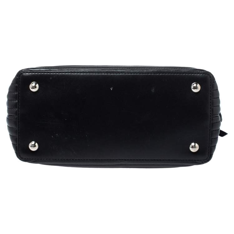 Pre Owned Fendi Black Quilted Leather Dotcom Click Shoulder Bag