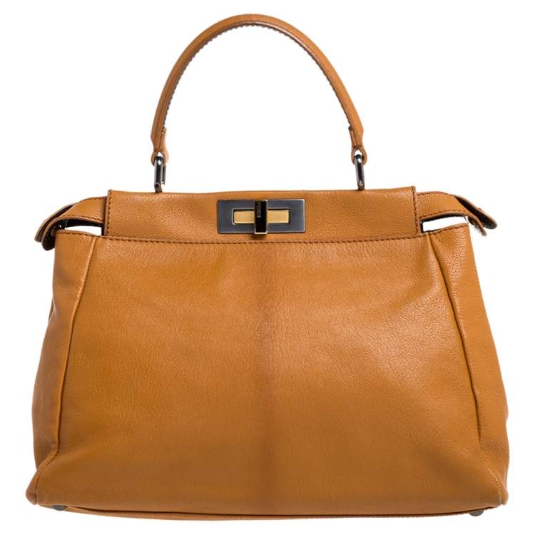 مملوكة مسبقًا Fendi Tan Leather Medium Peekaboo Top Handle Bag