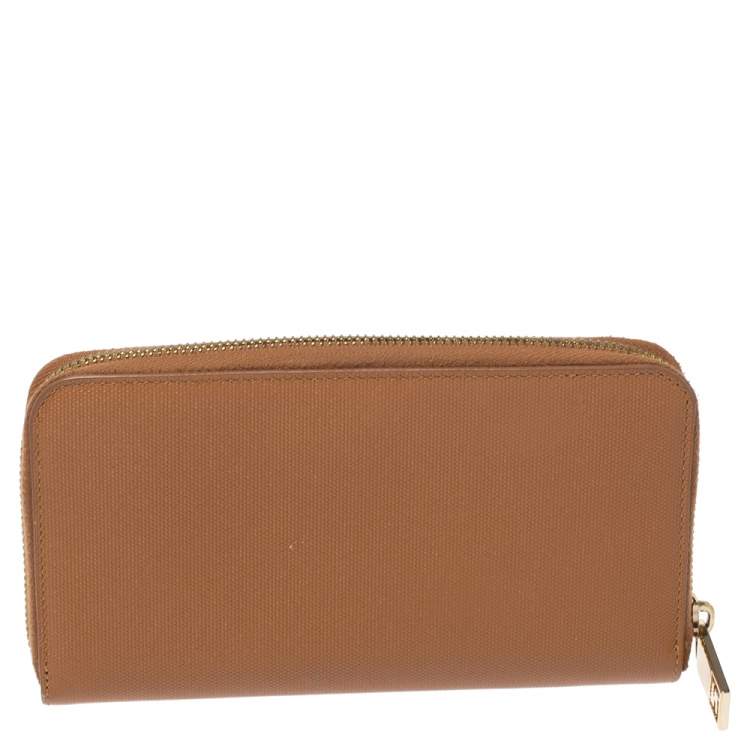 Pre Owned Fendi Tan Leather Zip Around Wallet