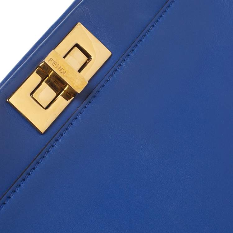 مملوكة مسبقًا Fendi Blue Leather Medium Peekaboo Top Handle Bag