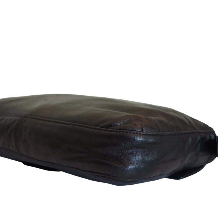 Pre Owned Fendi Black Leather Baguette Bag