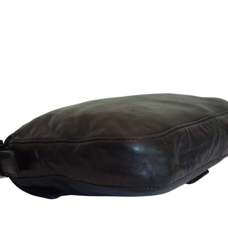 Pre Owned Fendi Black Leather Baguette Bag