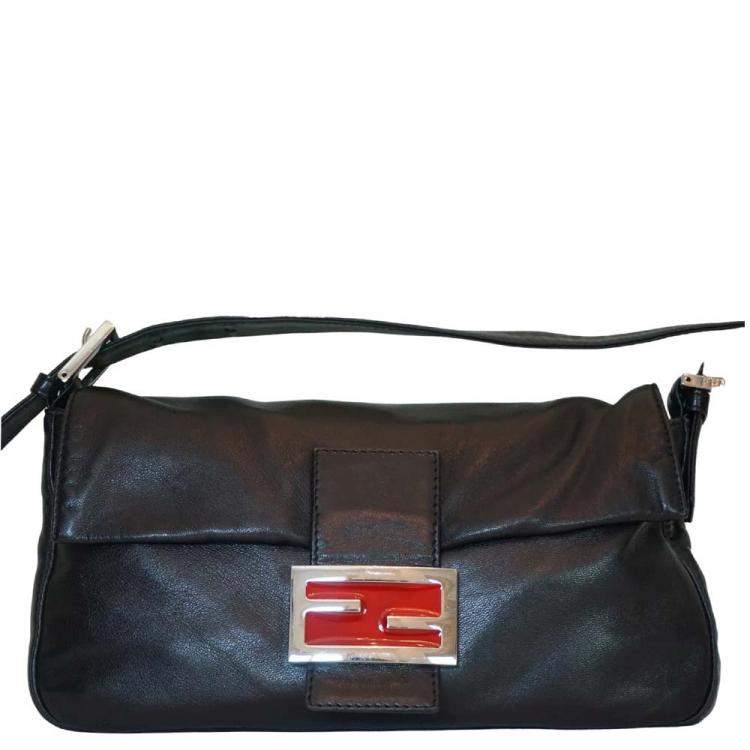 Pre Owned Fendi Black Leather Baguette Bag