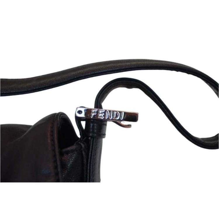Pre Owned Fendi Black Leather Baguette Bag
