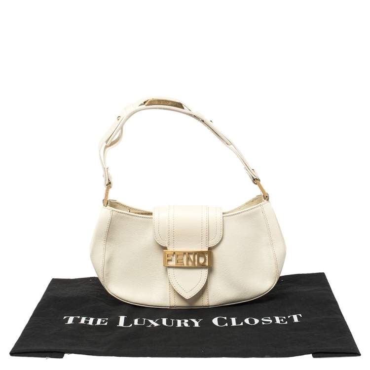 Pre Owned Fendi White Leather Baguette Bag