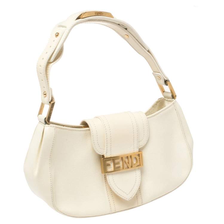 Pre Owned Fendi White Leather Baguette Bag