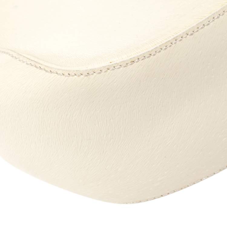 Pre Owned Fendi White Leather Baguette Bag