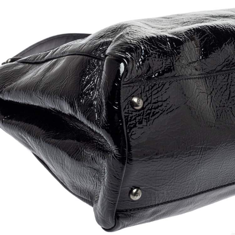 Pre Owned Fendi Black Patent Leather Large Peekaboo Top Handle Bag