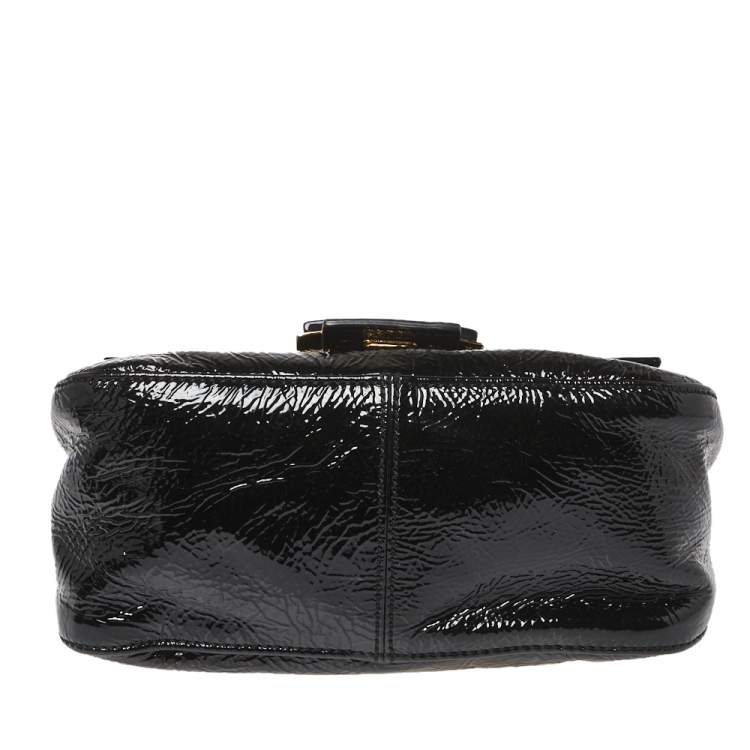 Pre Owned Fendi Black Patent Leather Baguette Shoulder Bag