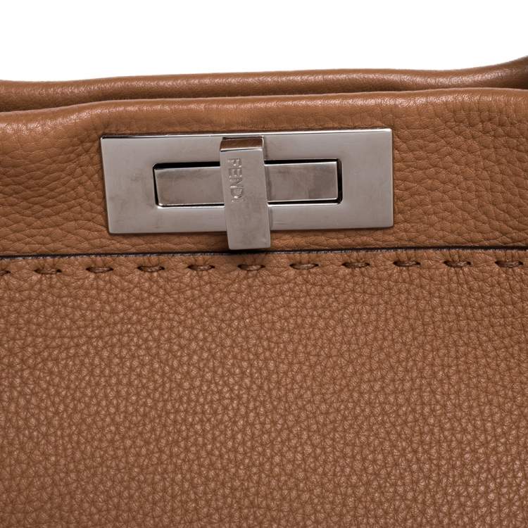 مملوكة مسبقًا Fendi Brown Selleria Leather Medium Peekaboo Top Handle Bag