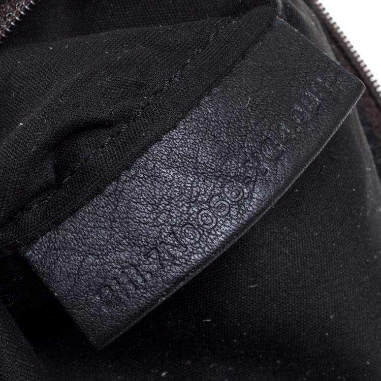 مملوكة مسبقًا Fendi Tobacco Zucca Canvas Pouch